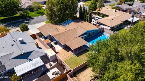 View/Area - 44254 12th St E, Lancaster, CA 93535 photo 2 of 4