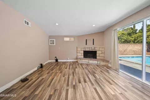 Living - 44254 12th St E, Lancaster, CA 93535 photo 2 of 7