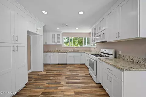 Kitchen - 44254 12th St E, Lancaster, CA 93535 photo 1 of 4
