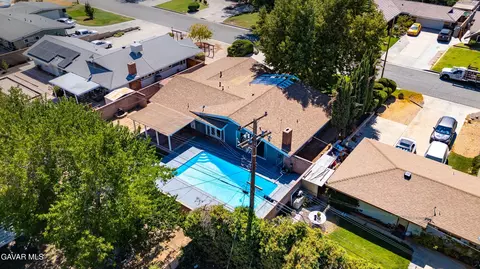 View/Area - 44254 12th St E, Lancaster, CA 93535 photo 3 of 4