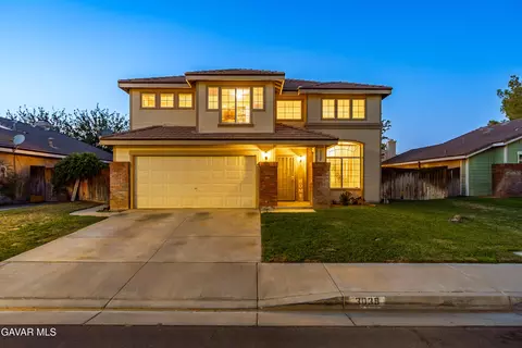 3039 Holline Ct, Lancaster, CA 93535