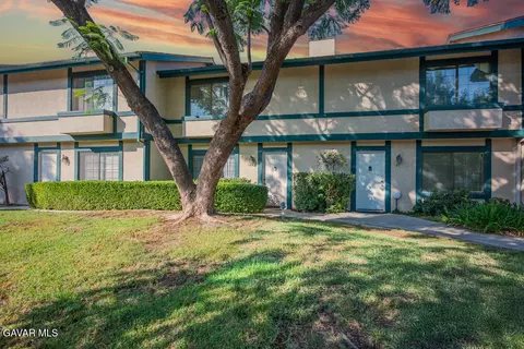 15230 Roxford St UNIT 44, Sylmar, CA 91342