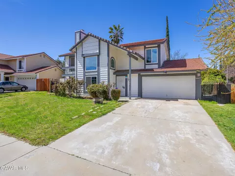 Exterior - 37707 Dixie Dr, Palmdale, CA 93550 photo 5 of 9
