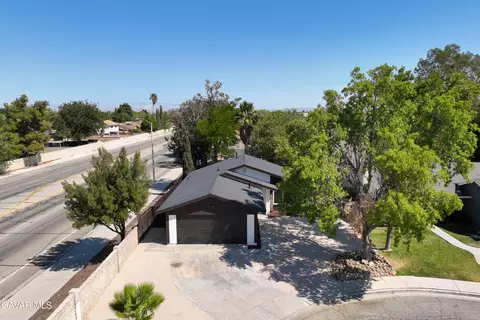 View/Area - 1003 Lightcap St, Lancaster, CA 93535 photo 1 of 3