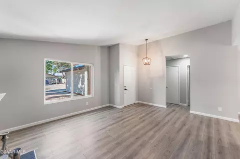 Living - 1003 Lightcap St, Lancaster, CA 93535 photo 4 of 5