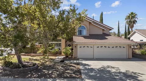 3022 Fairgreen Ln, Palmdale, CA 93551