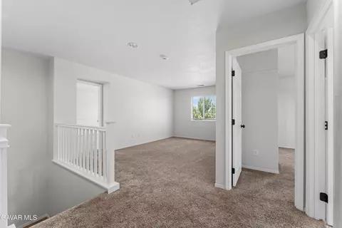 Entry Way - 5789 Golding Dr, Lancaster, CA 93536 photo 1 of 3