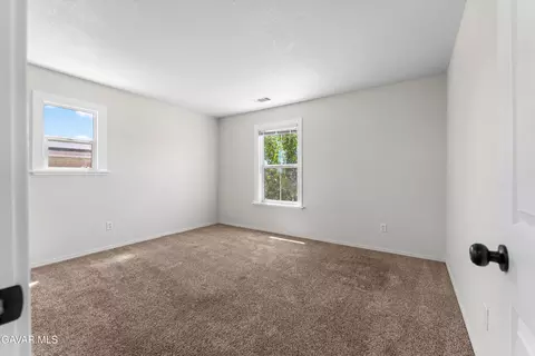 Bedroom - 5789 Golding Dr, Lancaster, CA 93536 photo 2 of 4