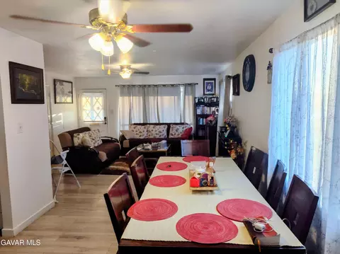 45546 12th St W, Lancaster, CA 93534 photo 2
