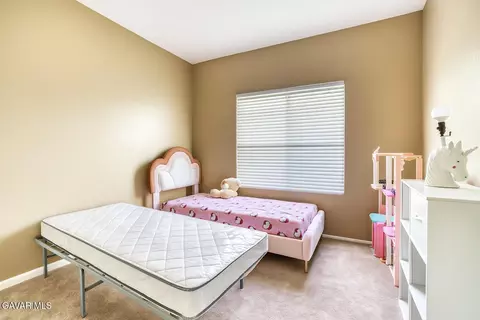 4100 Sungate Dr, Palmdale, CA 93551 photo 8