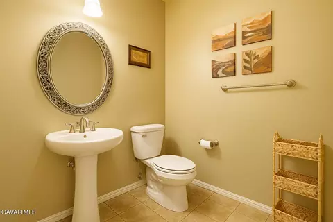 4100 Sungate Dr, Palmdale, CA 93551 photo 7