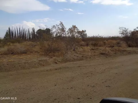 165 E Ste E Ave W12 St, Palmdale, CA 93591 photo 2