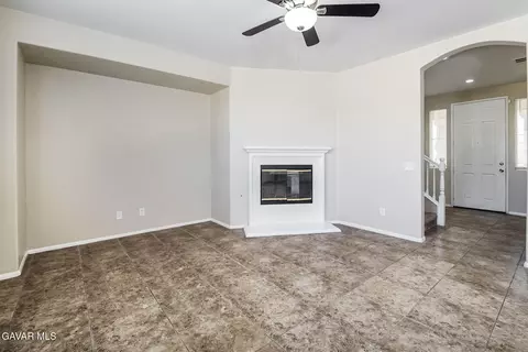 Living - 2545 Cattail Pl, Palmdale, CA 93551 photo 1 of 2