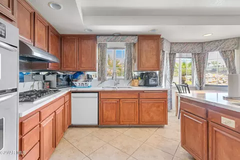 40420 Valiente Dr, Palmdale, CA 93551 photo 6
