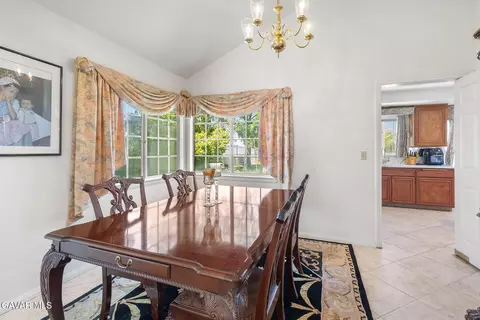 40420 Valiente Dr, Palmdale, CA 93551 photo 4
