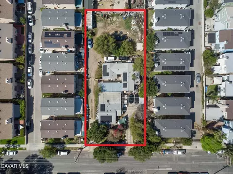 9237 Cedros Ave, Panorama City, CA 91402