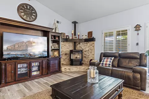 Other - 25880 Skyline Dr, Tehachapi, CA 93561 photo 3 of 36