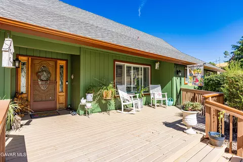 Exterior - 25880 Skyline Dr, Tehachapi, CA 93561 photo 15 of 22