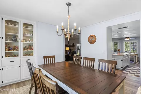 Dining - 25880 Skyline Dr, Tehachapi, CA 93561 photo 2 of 3