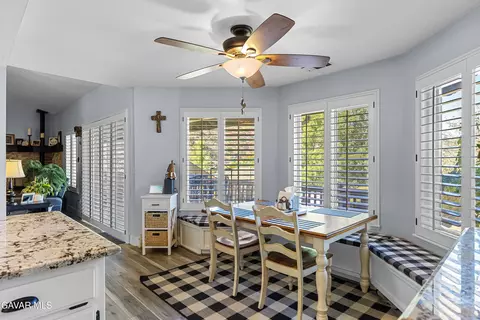 Dining - 25880 Skyline Dr, Tehachapi, CA 93561 photo 3 of 3