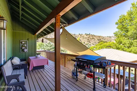 Exterior - 25880 Skyline Dr, Tehachapi, CA 93561 photo 5 of 22