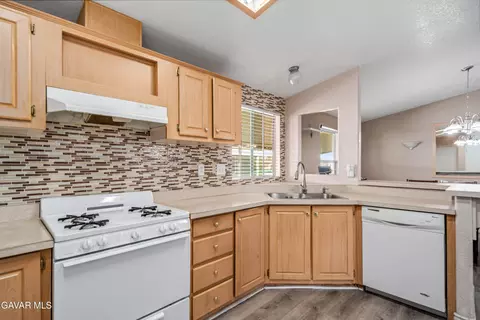2121 E Avenue I #28, Lancaster, CA 93535 photo 11