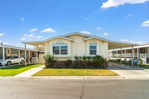2121 Avenue I E #28, Lancaster, CA 93535