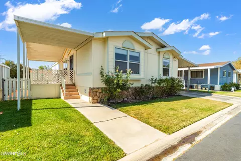 2121 E Avenue I #28, Lancaster, CA 93535 photo 2