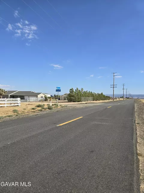 90 Stw Vic Ave #C6, Lancaster, CA 93536 photo 10