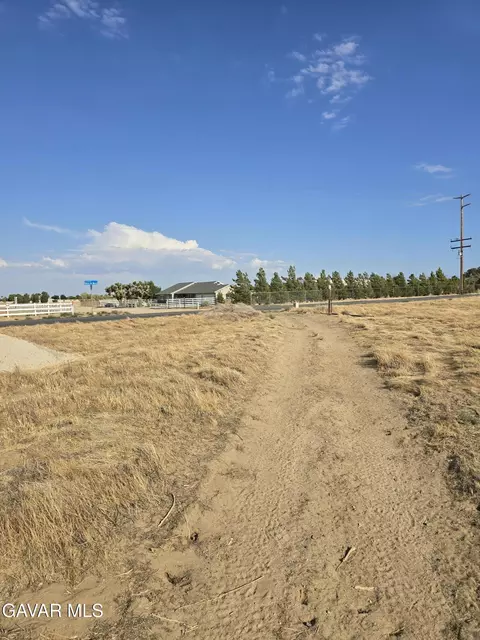 90 Stw Vic Ave #C6, Lancaster, CA 93536 photo 6