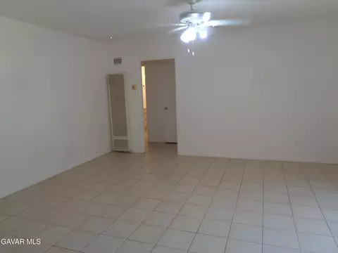 38751 Puerta Ave, Palmdale, CA 93550 photo 10