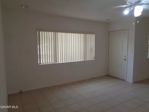 38751 Puerta Ave, Palmdale, CA 93550 photo 8