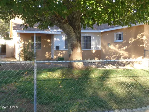 38751 Puerta Ave, Palmdale, CA 93550 photo 7