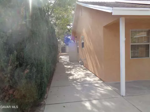 38751 Puerta Ave, Palmdale, CA 93550 photo 5
