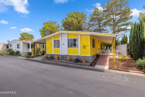 48303 20th St W #140, Lancaster, CA 93534
