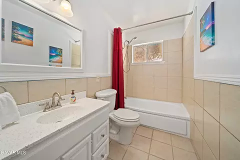 Bath - 44527 Denmore Ave, Lancaster, CA 93535 photo 1 of 2