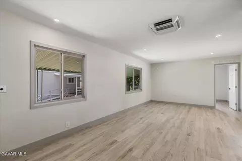 45800 Challenger Way # 11, Lancaster, CA 93535 photo 12