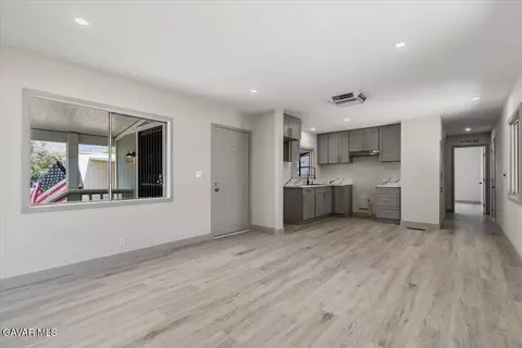 45800 Challenger Way # 11, Lancaster, CA 93535 photo 3