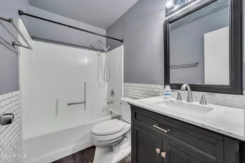 Bath - 3101 Echo Dr, Rosamond, CA 93560 photo 2 of 2