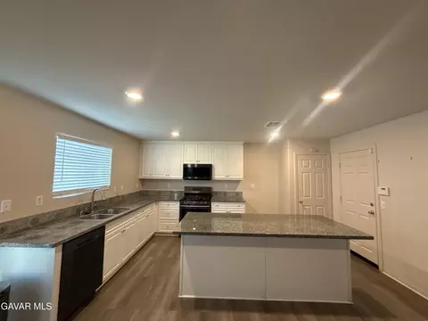 3606 Avenue J3 E, Lancaster, CA 93535 photo 5