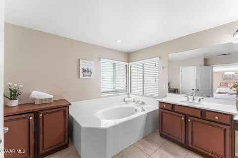 6558 Highbluff Way, Lancaster, CA 93536 photo 27