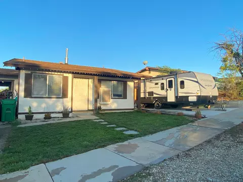 42058 Blueflax Ave, Quartz Hill, CA 93536