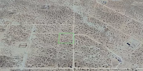 205 Th St E And Ave P5, Palmdale, CA 93591 photo 8