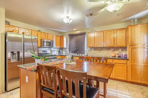 6324 Jasper Ct, Lancaster, CA 93536 photo 14
