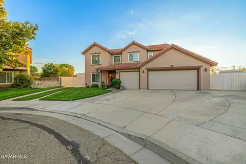 6324 Jasper Ct, Lancaster, CA 93536 photo 4