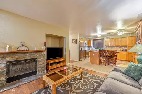 6324 Jasper Ct, Lancaster, CA 93536 photo 20