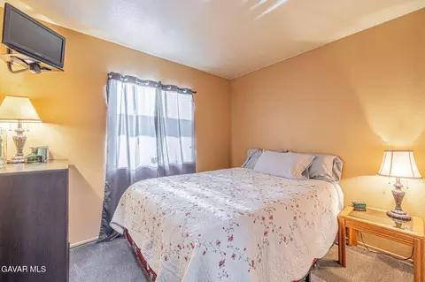 6324 Jasper Ct, Lancaster, CA 93536 photo 22