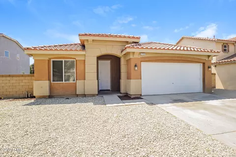 Exterior - 2736 Garnet Ln, Lancaster, CA 93535 photo 1 of 4