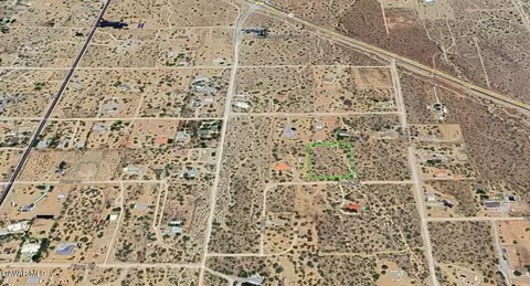 1048 Cholla Rd, Pinon Hills, CA 92372