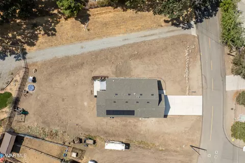 View/Area - 28060 Preakness Dr, Tehachapi, CA 93561 photo 1 of 4
